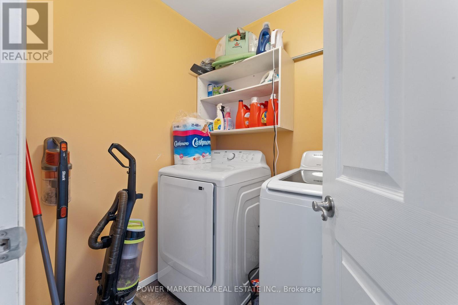 1809 Chopin Place, Ottawa, ON - Indoor Photo Showing Laundry Room