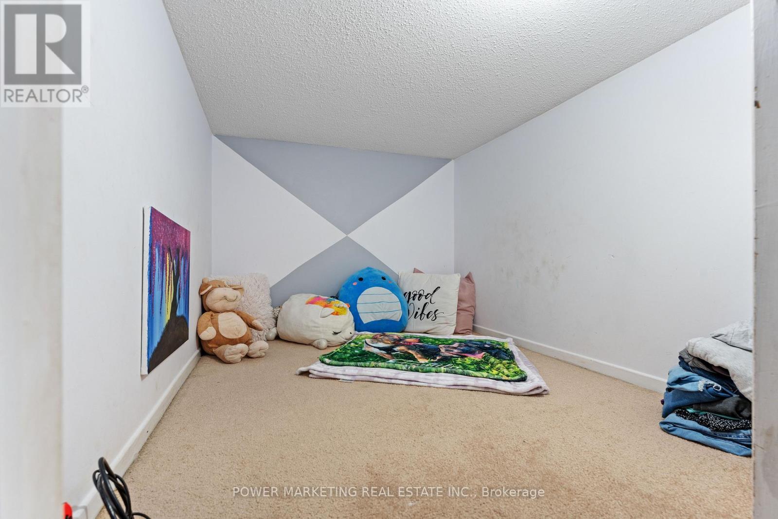 1809 Chopin Place, Ottawa, ON - Indoor