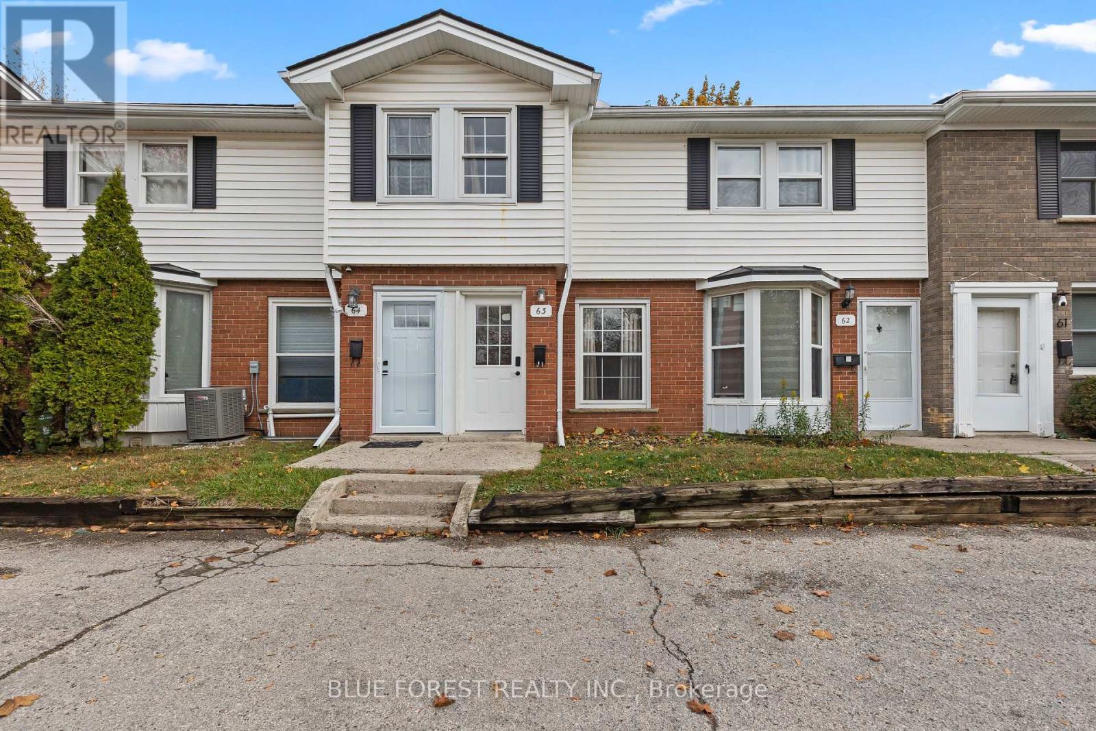 63 Arbour Glen Crescent, London East (East A), ON - Outdoor With Facade