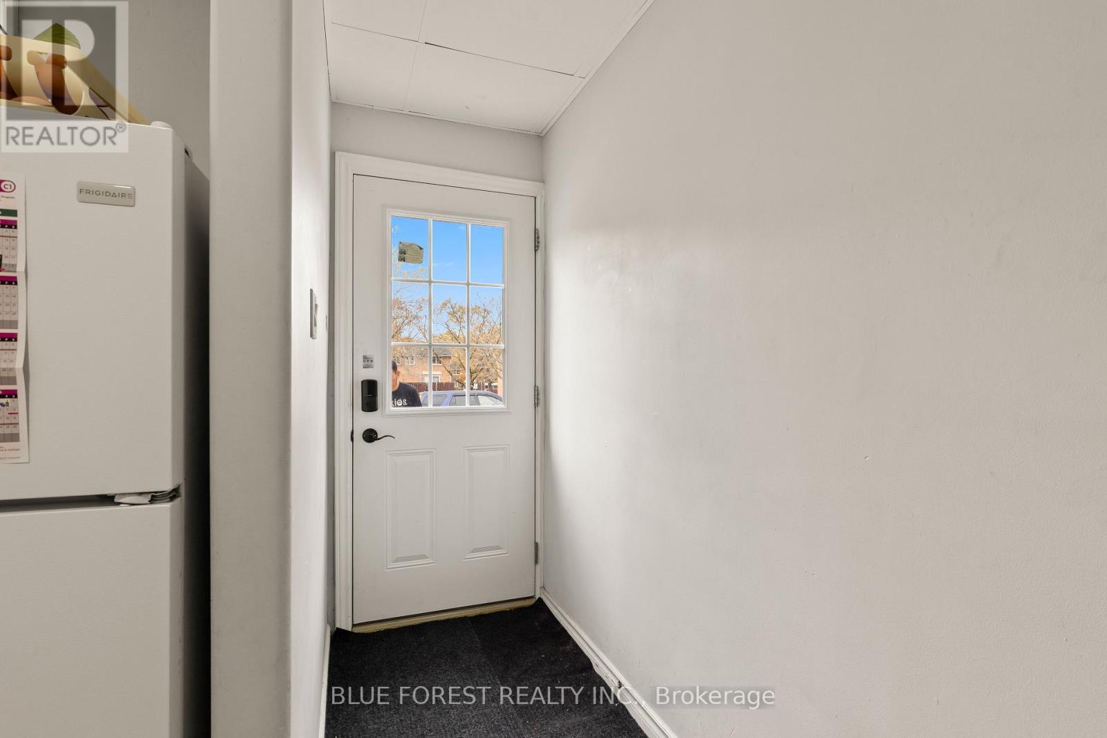 63 Arbour Glen Crescent, London East (East A), ON - Indoor Photo Showing Other Room