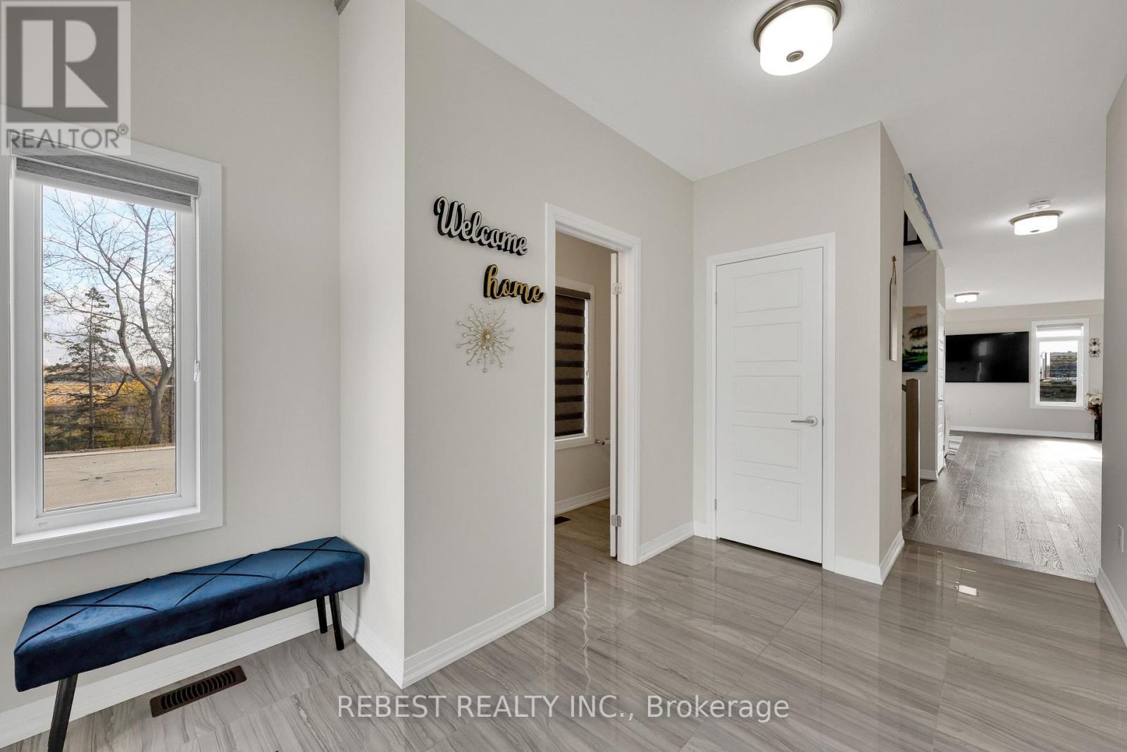 130 Hitchman Street, Brant, ON - Indoor Photo Showing Other Room