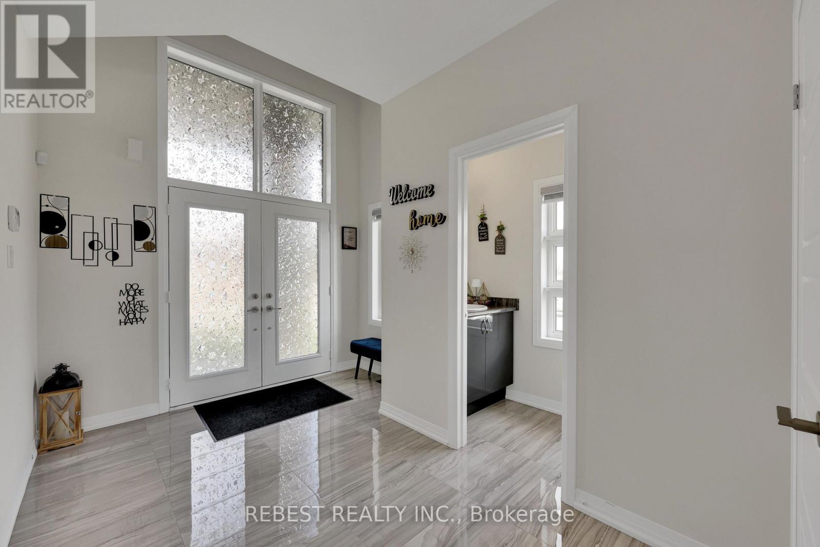 130 Hitchman Street, Brant, ON - Indoor Photo Showing Other Room