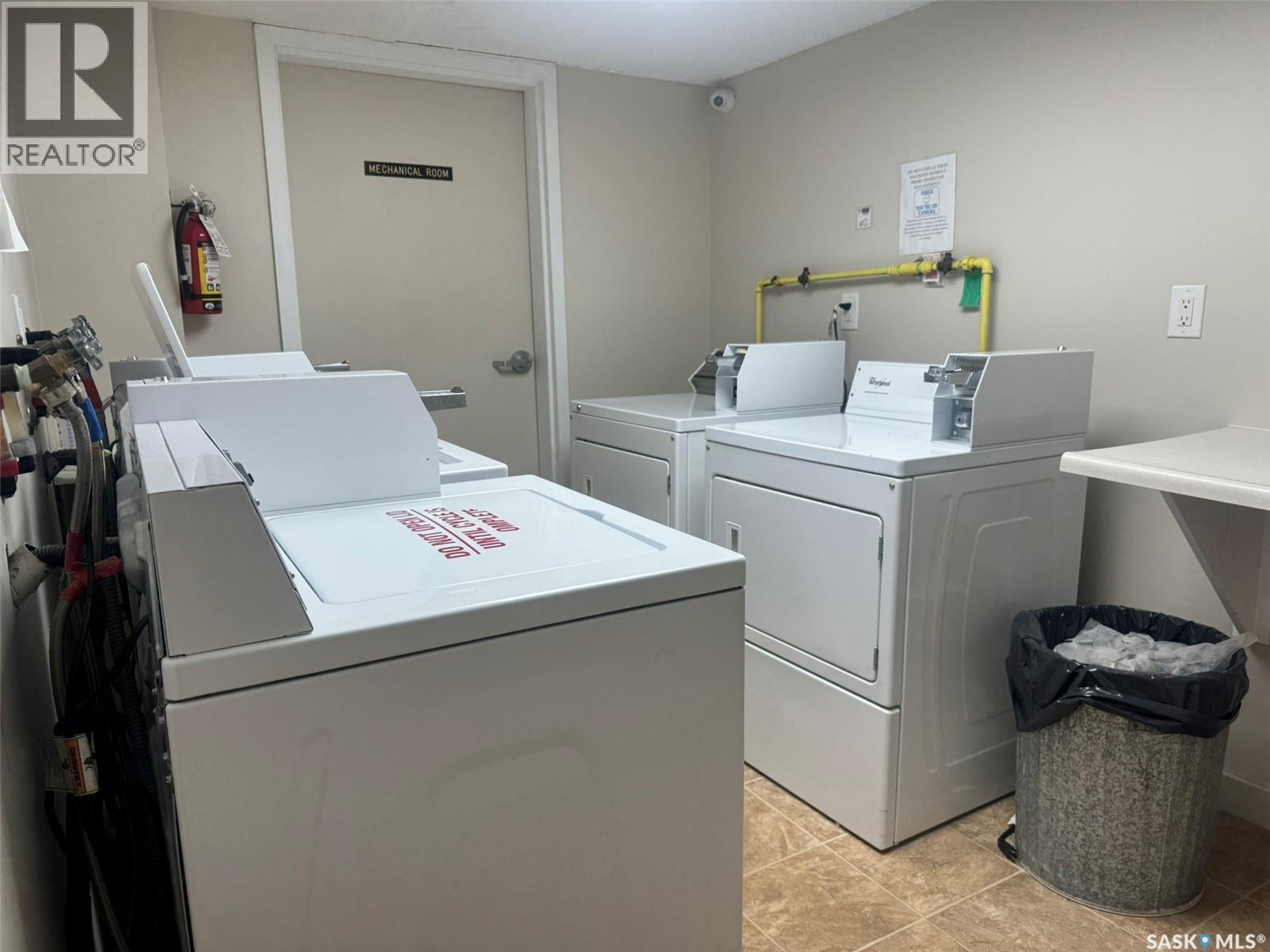 207 1808 Eaglesham Avenue, Weyburn, SK - Indoor Photo Showing Laundry Room