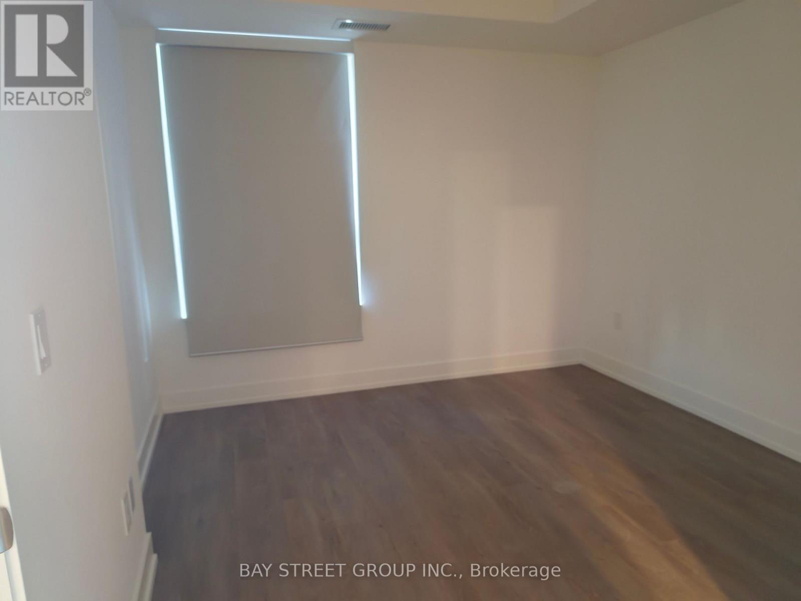 303 - 8 Cedarland Drive, Markham, ON - Indoor Photo Showing Other Room