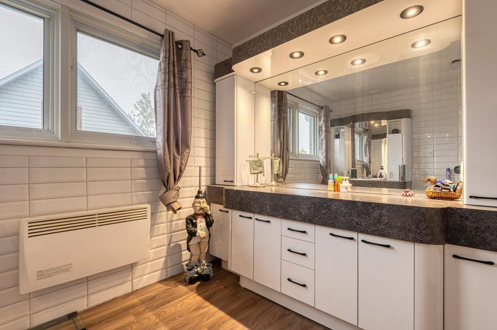 Salle de bains - 1150 Rue Chabanel, Drummondville, QC - Indoor Photo Showing Bathroom