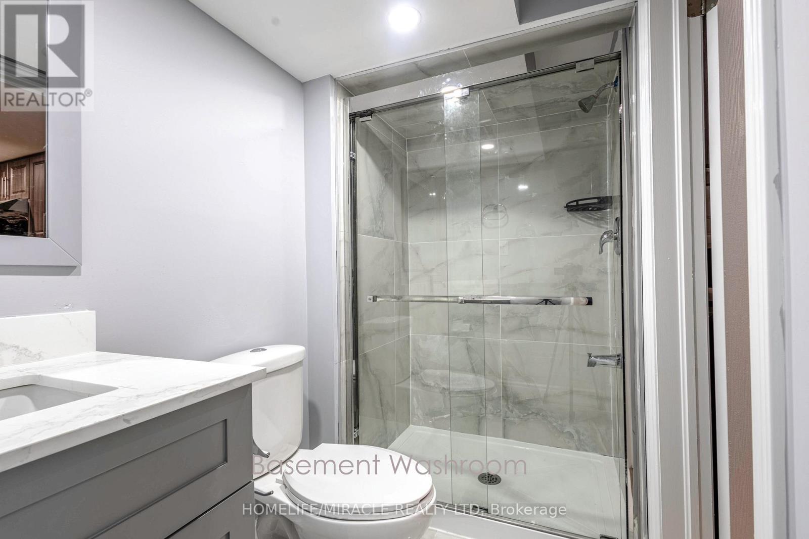 Lower - 12 Gill Crescent, Ajax, ON - Indoor Photo Showing Bathroom