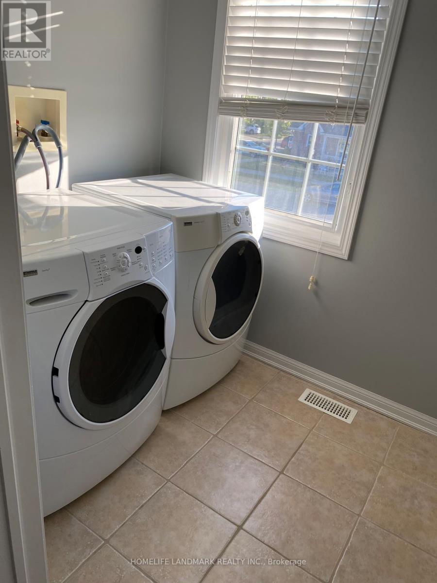 259 Mostar Street, Whitchurch-Stouffville, ON - Indoor Photo Showing Laundry Room