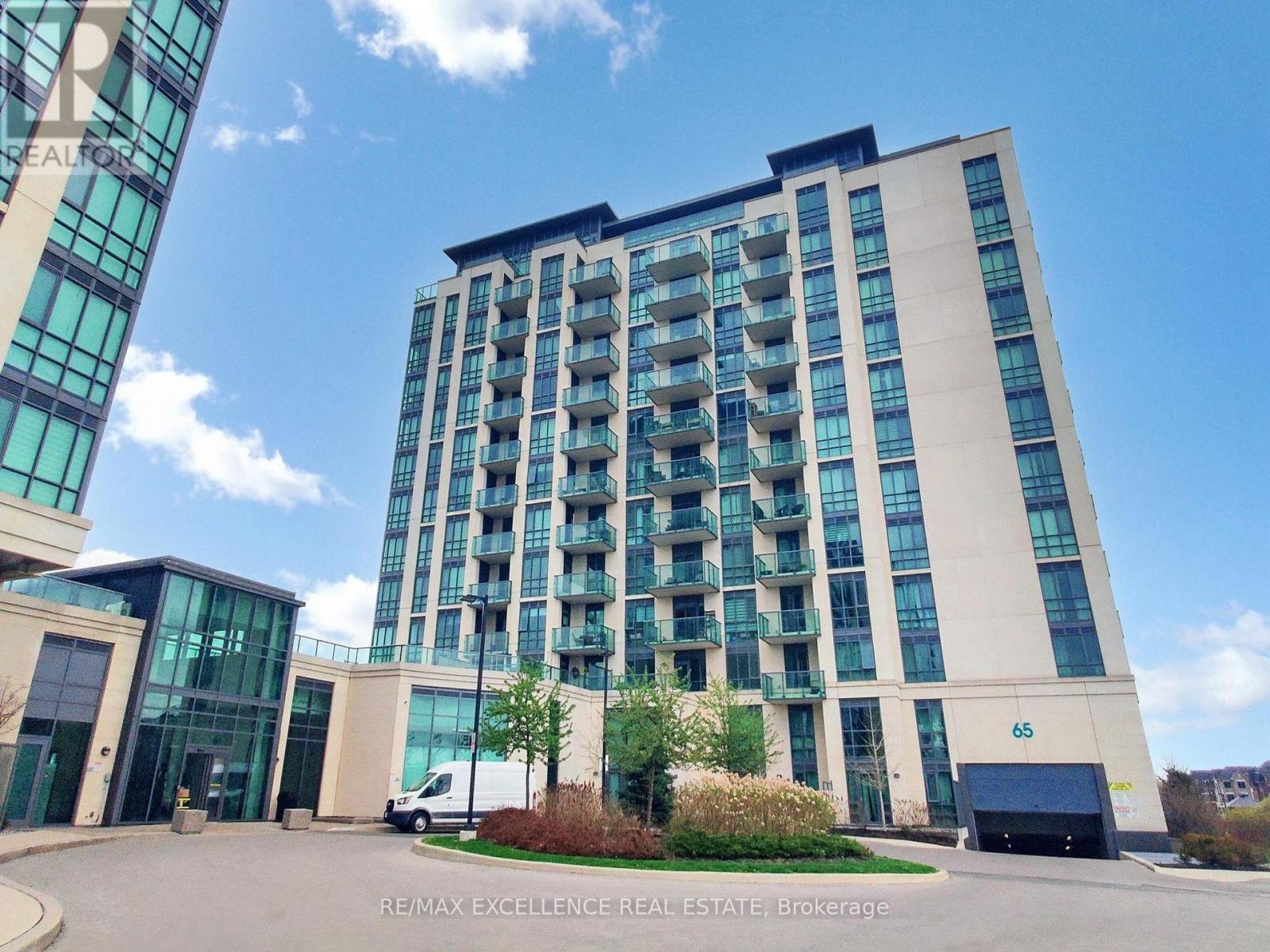 309 - 65 Yorkland Boulevard, Brampton, ON - Outdoor With Balcony With Facade