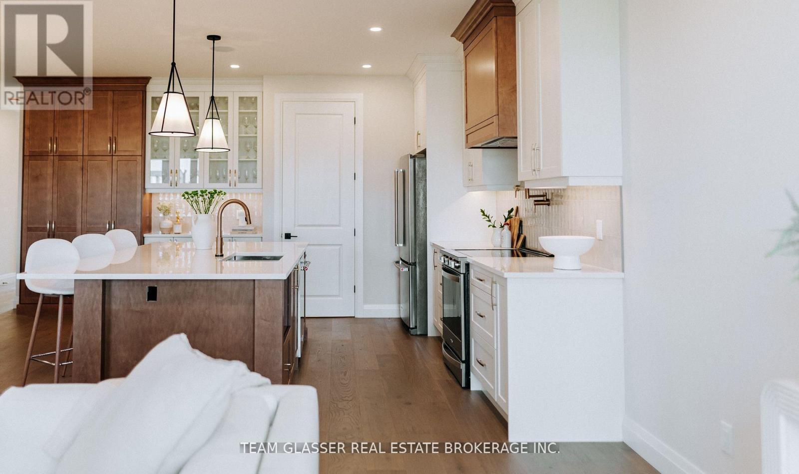 22 Dearing Drive, South Huron (Stephen), ON - Indoor Photo Showing Kitchen With Upgraded Kitchen
