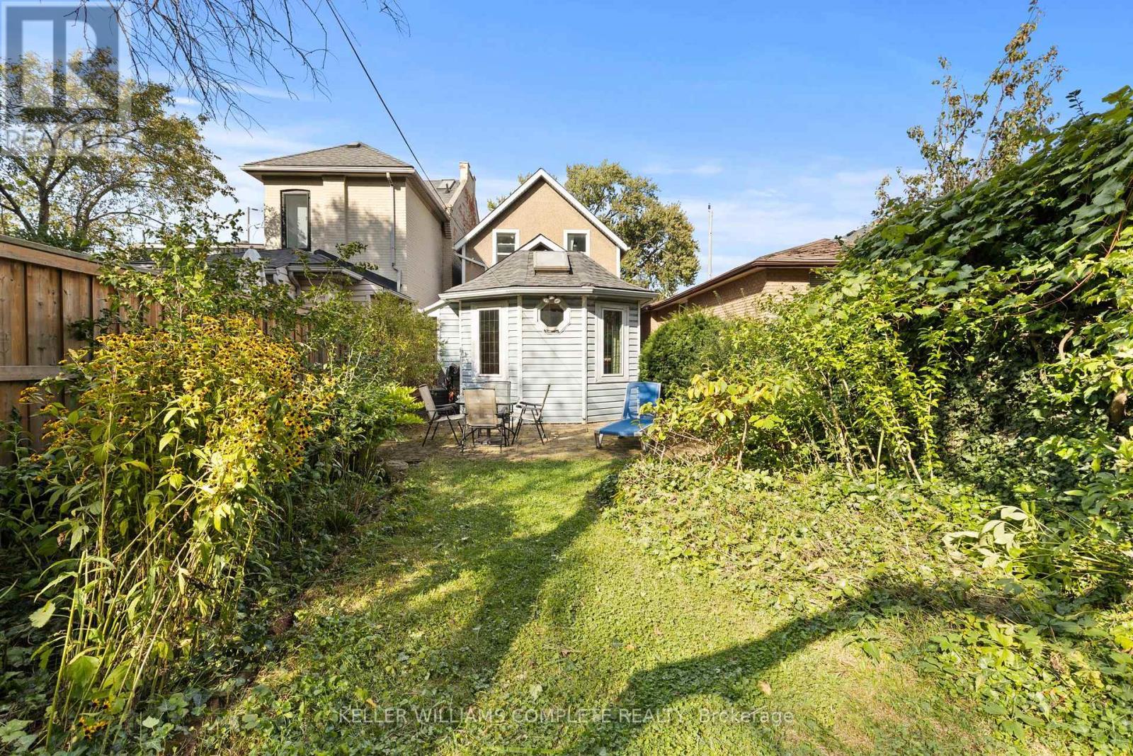 25 Chatham Street, Hamilton, ON - Outdoor