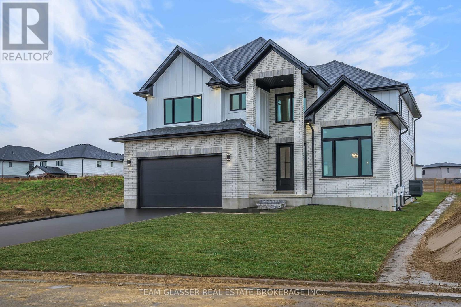 Lot 17 - 71 Dearing Drive, South Huron (Stephen), ON - Outdoor With Facade