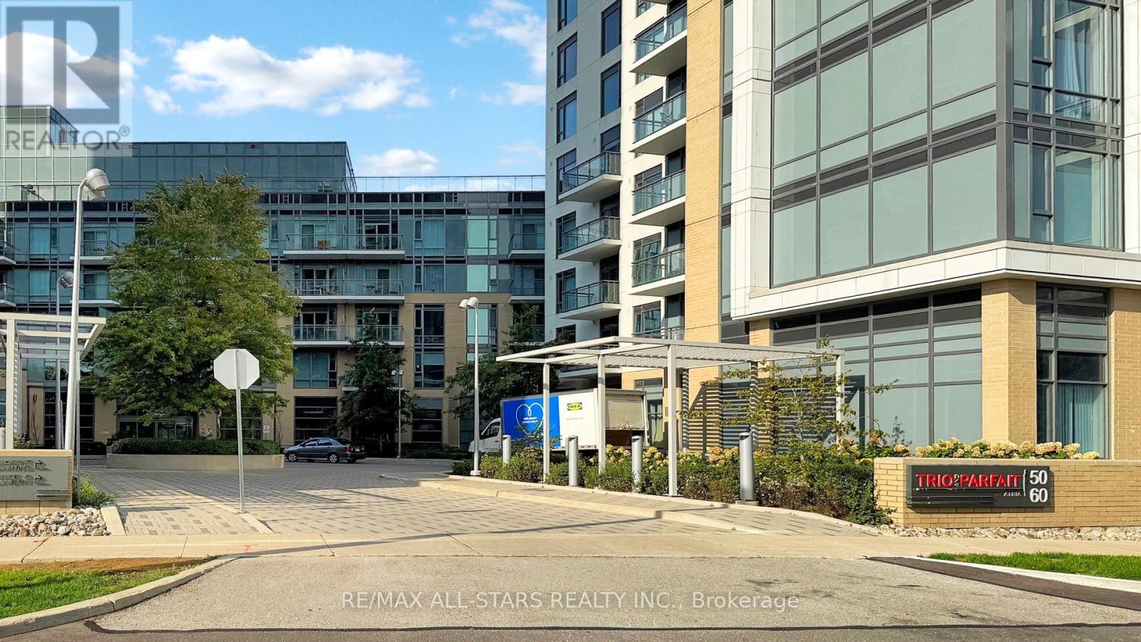 427 - 50 Ann O'Reilly Road, Toronto, ON - Outdoor With Balcony