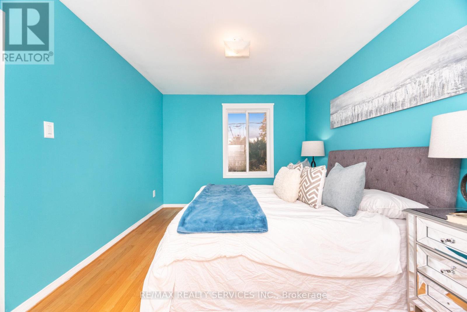 41 Kimbark Drive, Brampton, ON - Indoor Photo Showing Bedroom