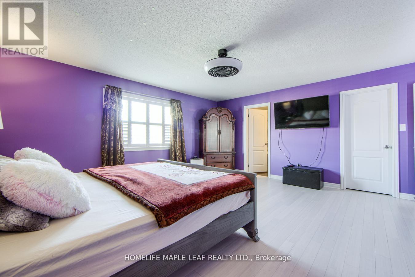 535 Wansbrough Way, Shelburne, ON - Indoor Photo Showing Bedroom