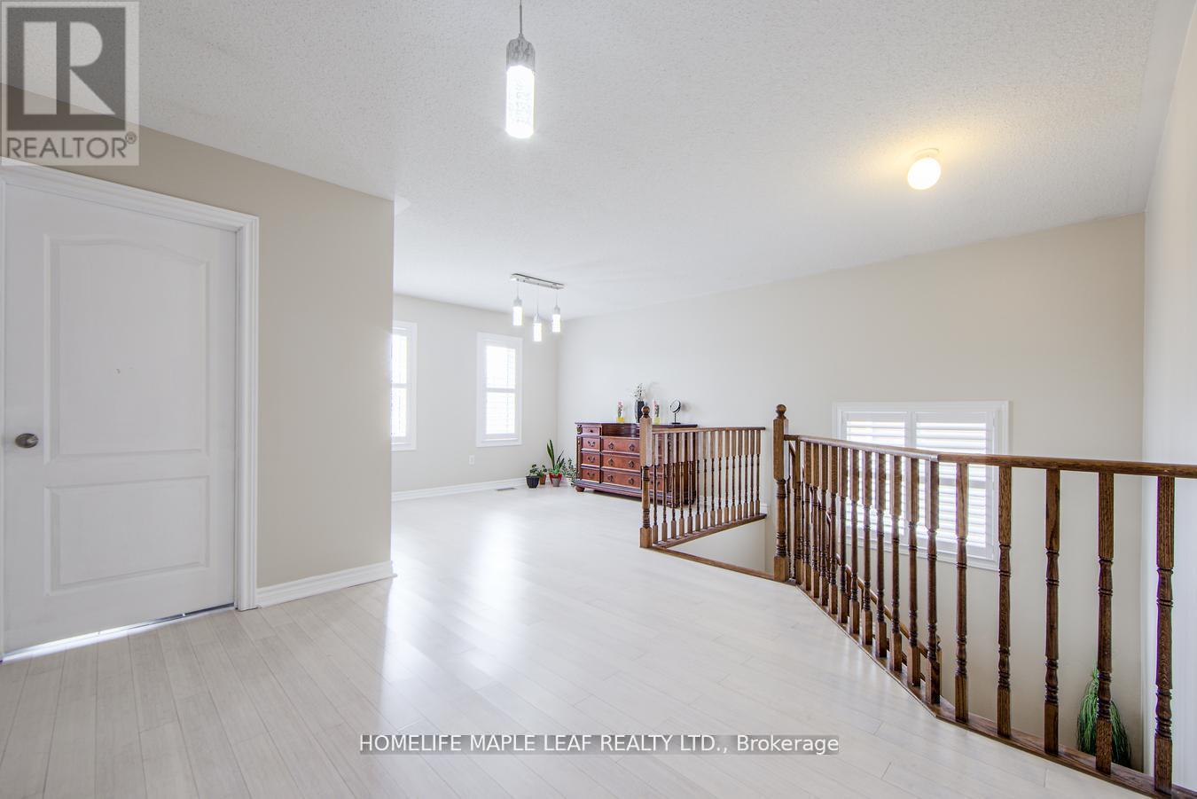 535 Wansbrough Way, Shelburne, ON - Indoor Photo Showing Other Room