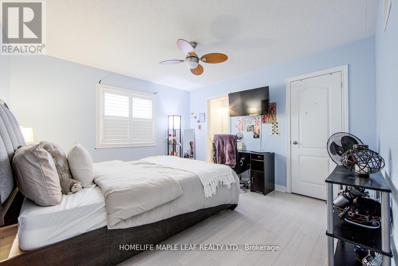 535 Wansbrough Way, Shelburne, ON - Indoor Photo Showing Bedroom