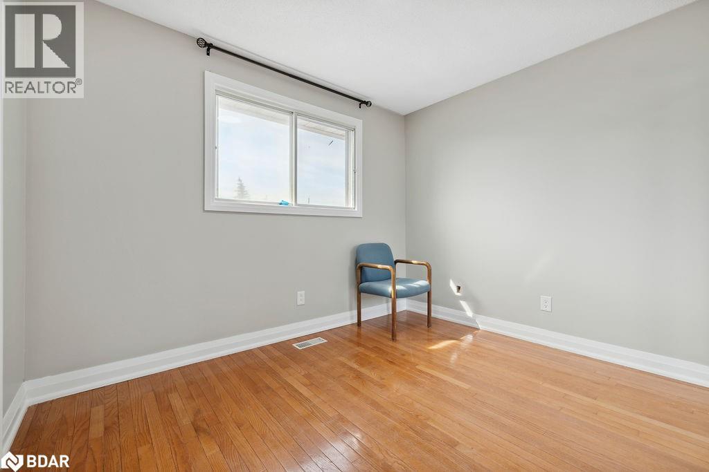 354 Barton Street E Unit# Upper, Hamilton, ON - Indoor Photo Showing Other Room