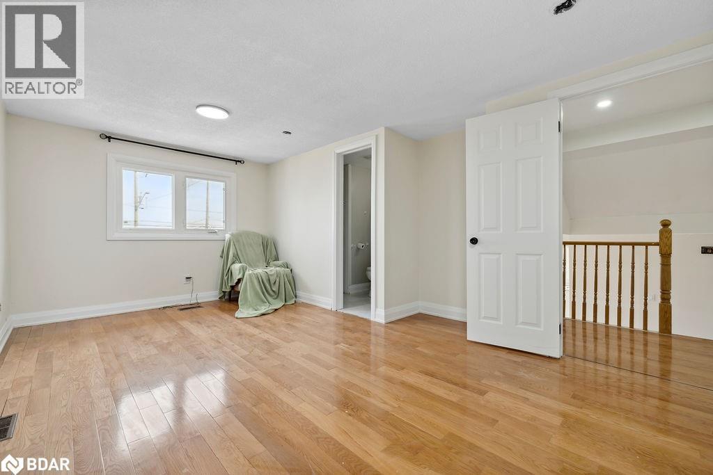 354 Barton Street E Unit# Upper, Hamilton, ON - Indoor Photo Showing Other Room