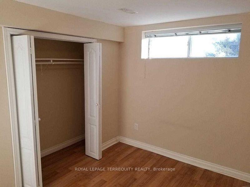 Basement-323 Towercrest Drive, Newmarket, ON - Indoor Photo Showing Other Room