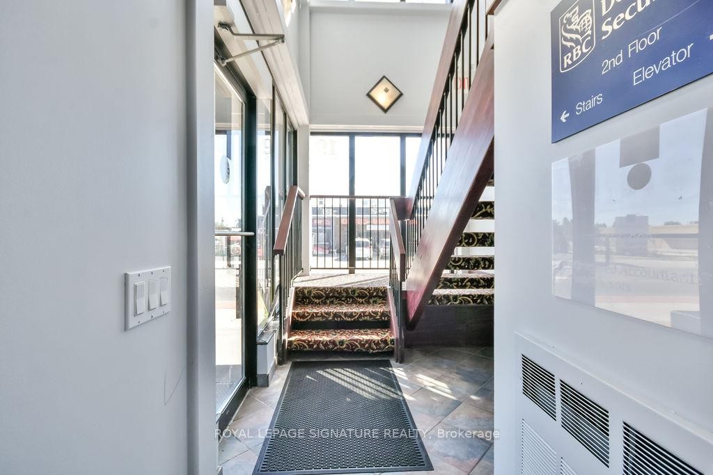 100-19 Front Street N, Orillia, ON