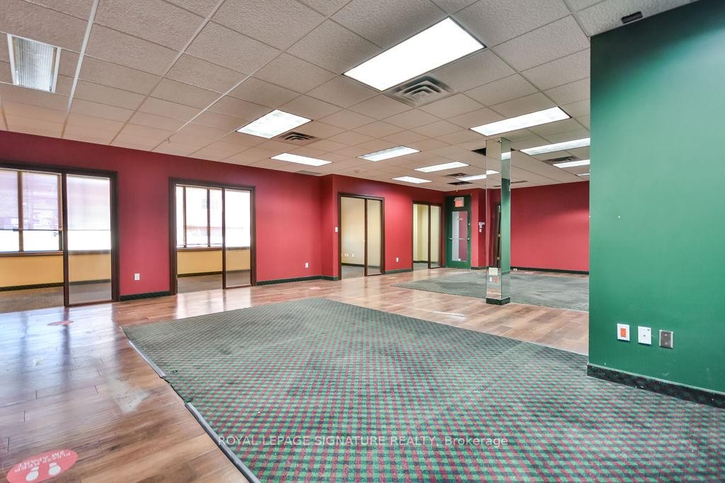 100-19 Front Street N, Orillia, ON