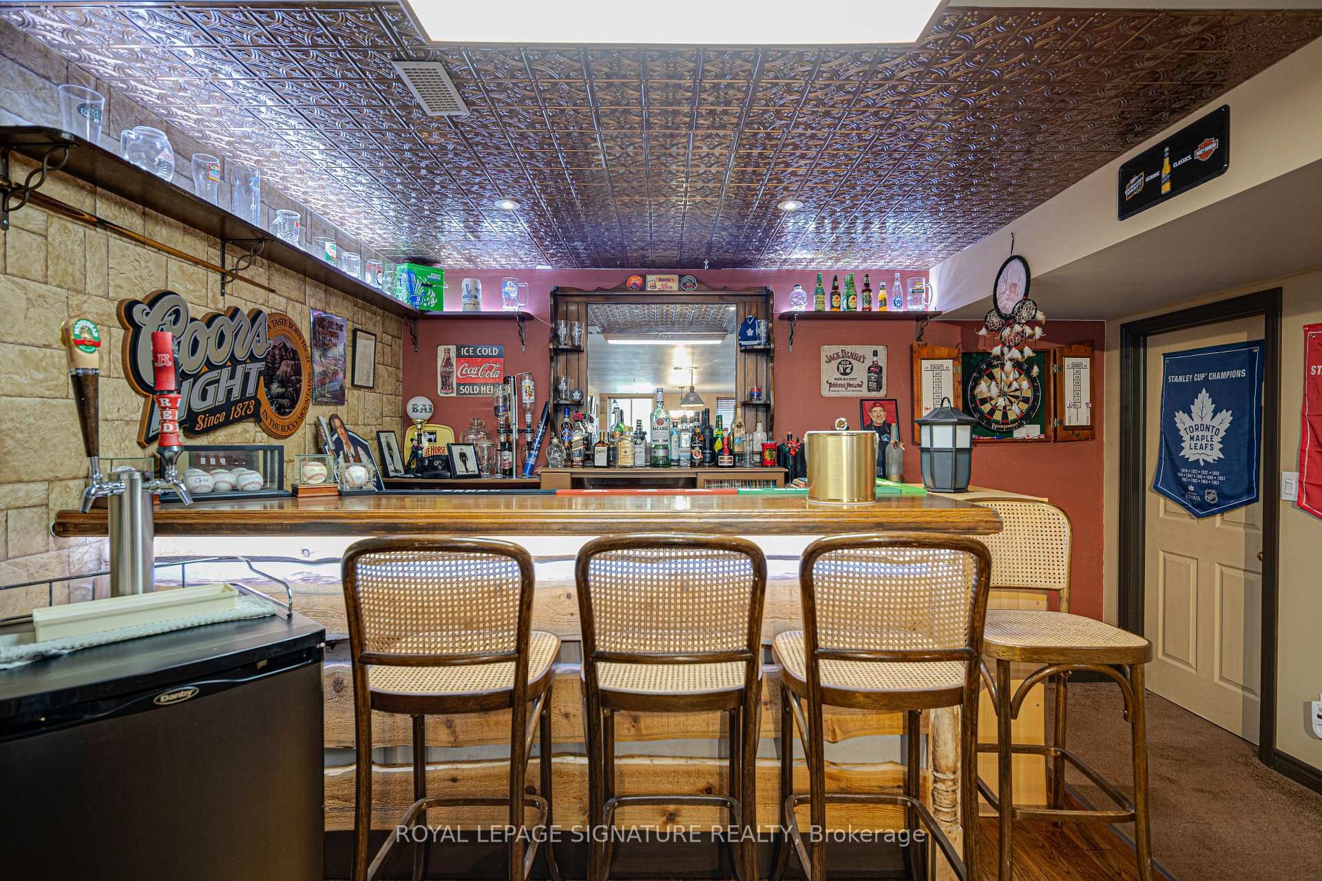 153 Stanley Road, Kawartha Lakes, ON - Indoor Photo Showing Dining Room