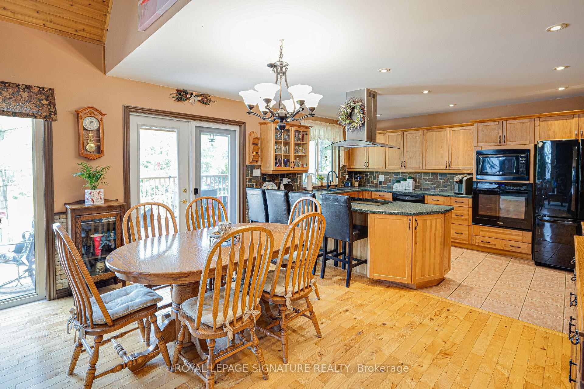 153 Stanley Road, Kawartha Lakes, ON - Indoor