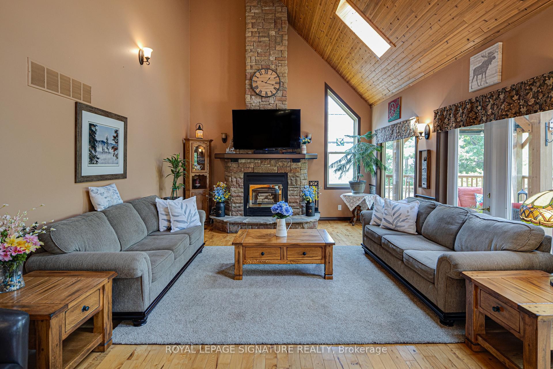 153 Stanley Road, Kawartha Lakes, ON - Indoor Photo Showing Living Room With Fireplace
