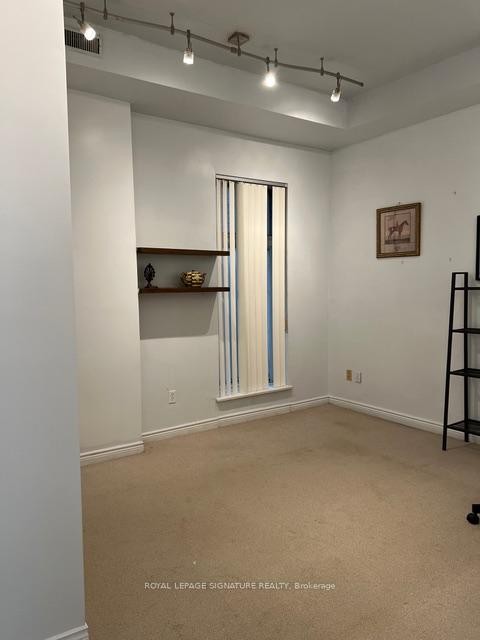 Main-208 Carlton Street, Toronto, ON - Indoor