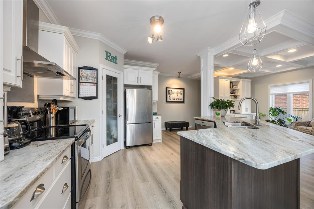 100 Sandpiper Drive, Sarnia, ON