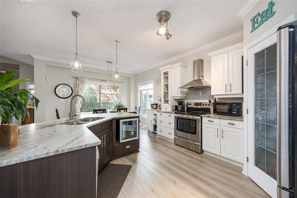 100 Sandpiper Drive, Sarnia, ON