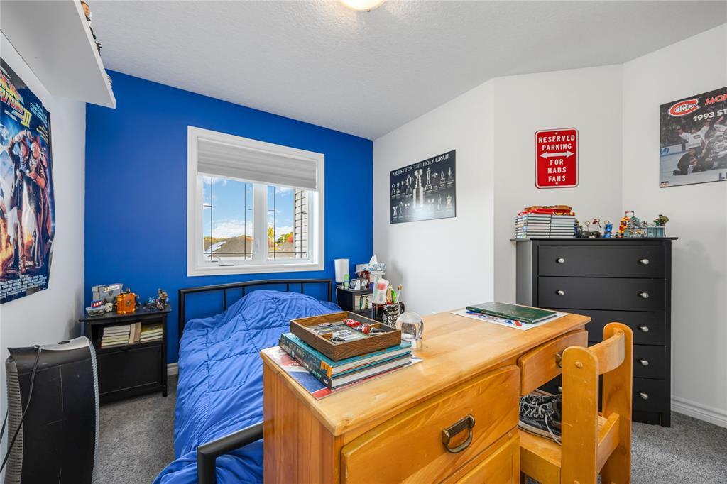 100 Sandpiper Drive, Sarnia, ON