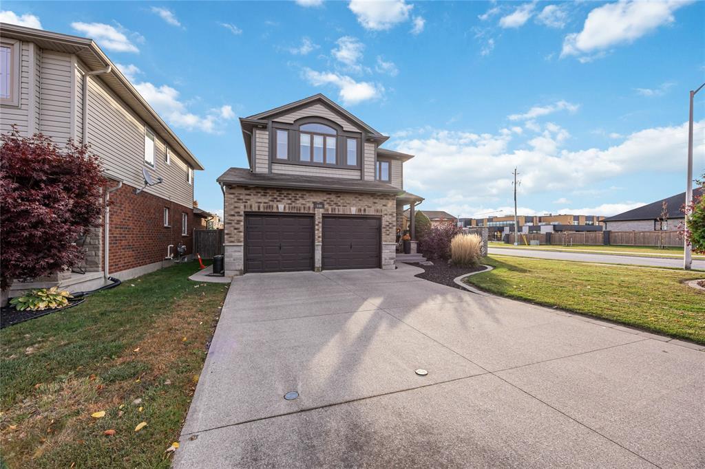 100 Sandpiper Drive, Sarnia, ON