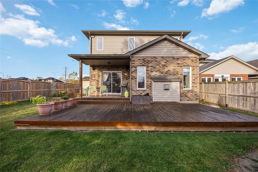 100 Sandpiper Drive, Sarnia, ON