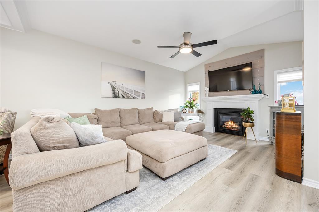 100 Sandpiper Drive, Sarnia, ON