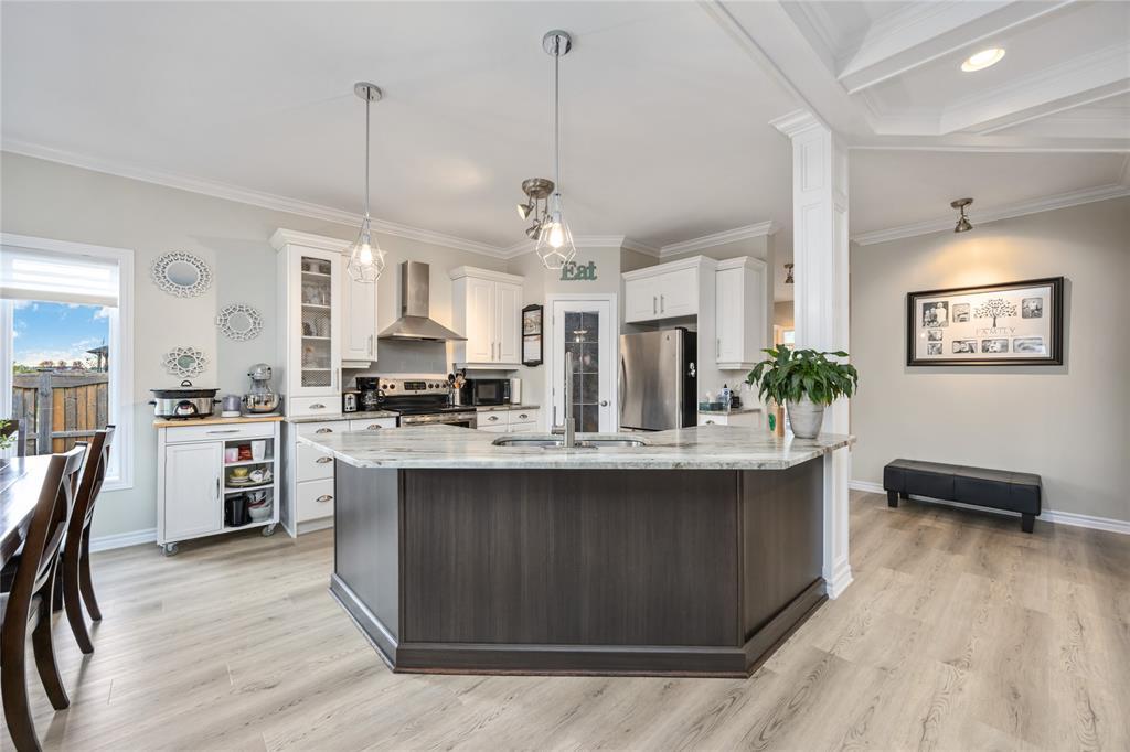 100 Sandpiper Drive, Sarnia, ON