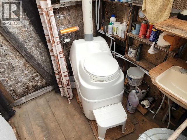 9436 Powell Lake, Powell River, BC