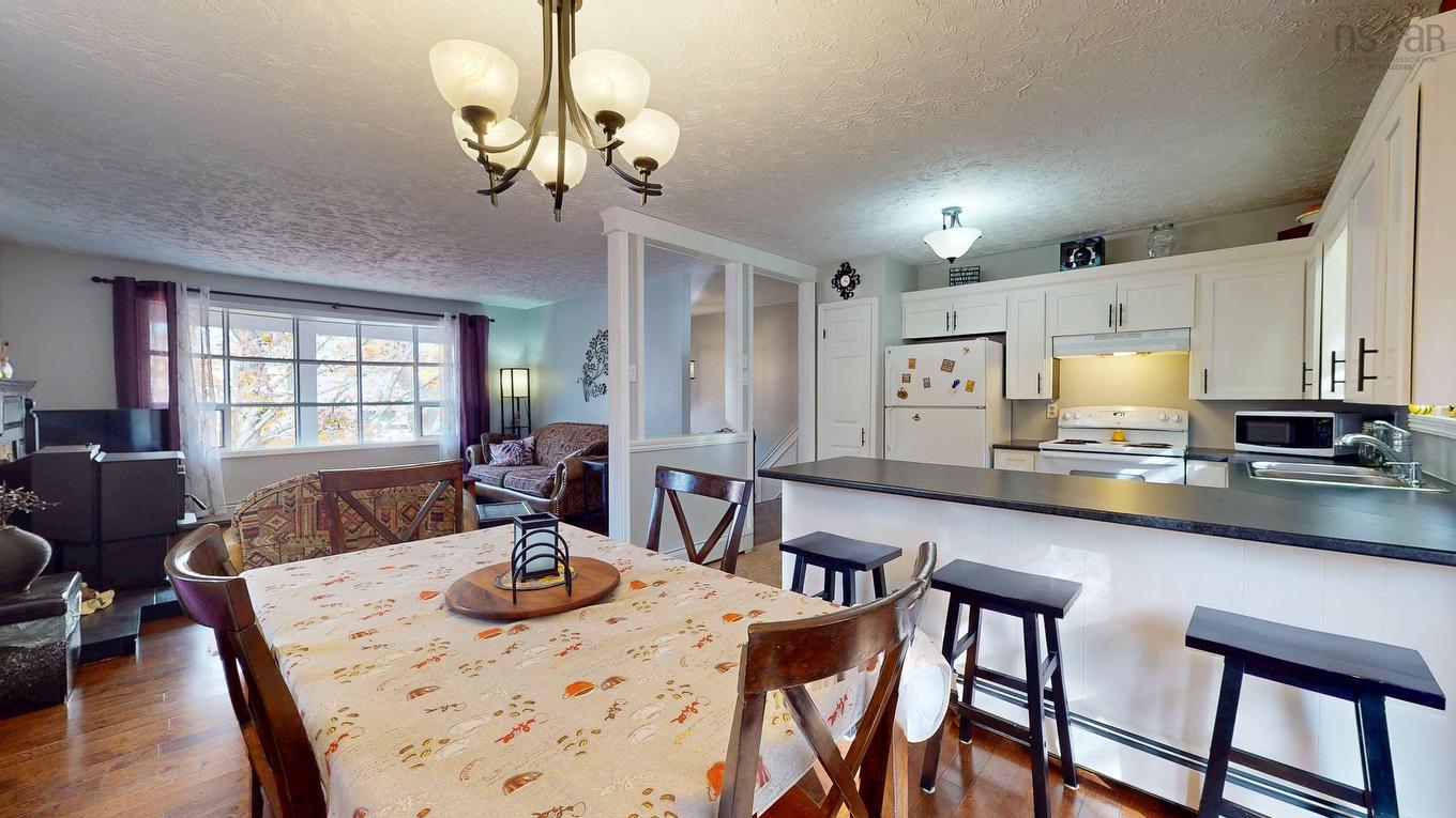 4 Evergreen Avenue, New Minas, NS