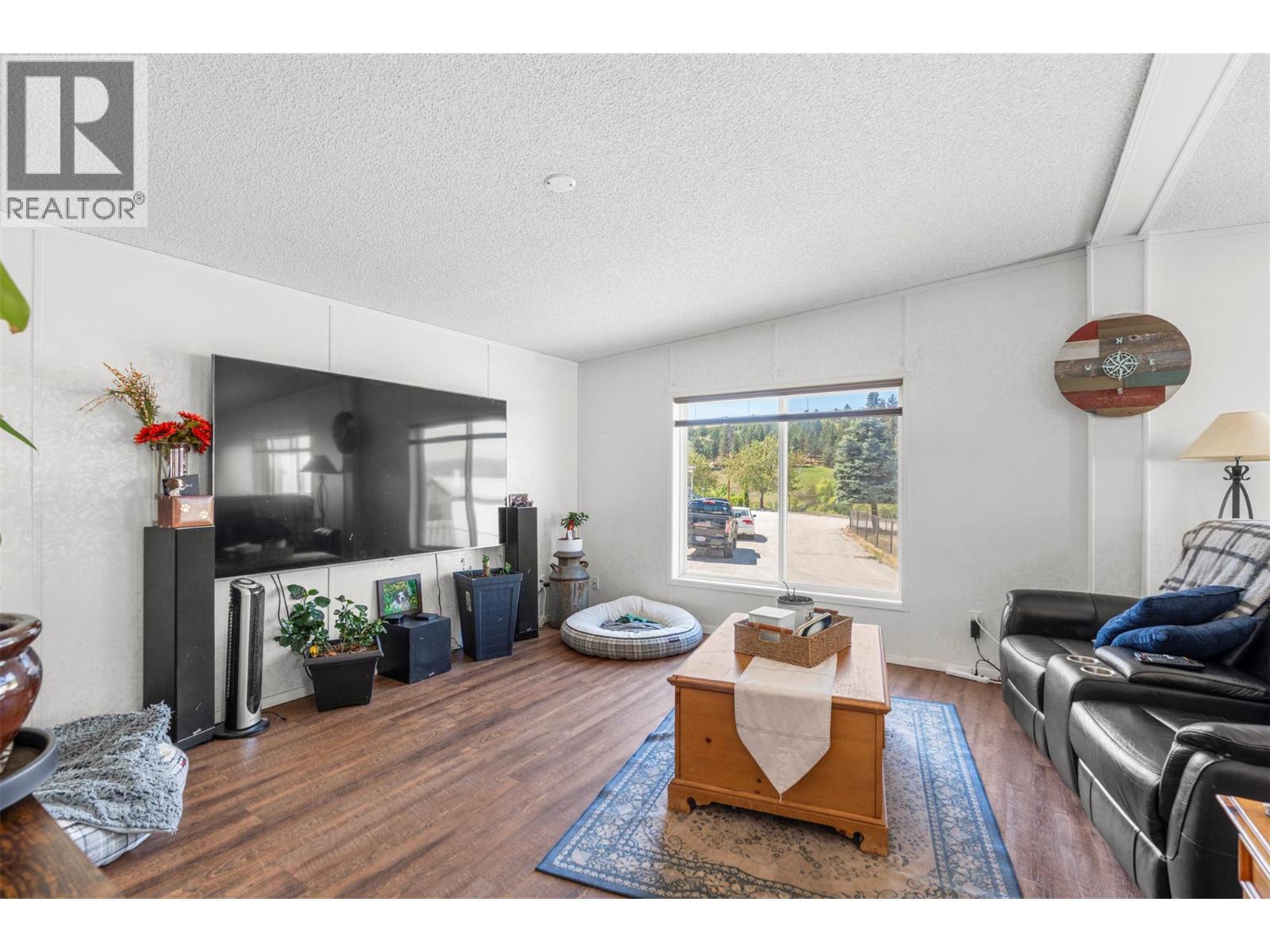 15401 Kalamalka Lake Road Unit# 210, Coldstream, BC