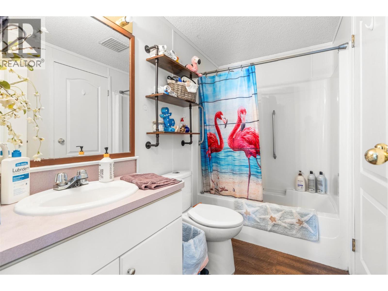 15401 Kalamalka Lake Road Unit# 210, Coldstream, BC