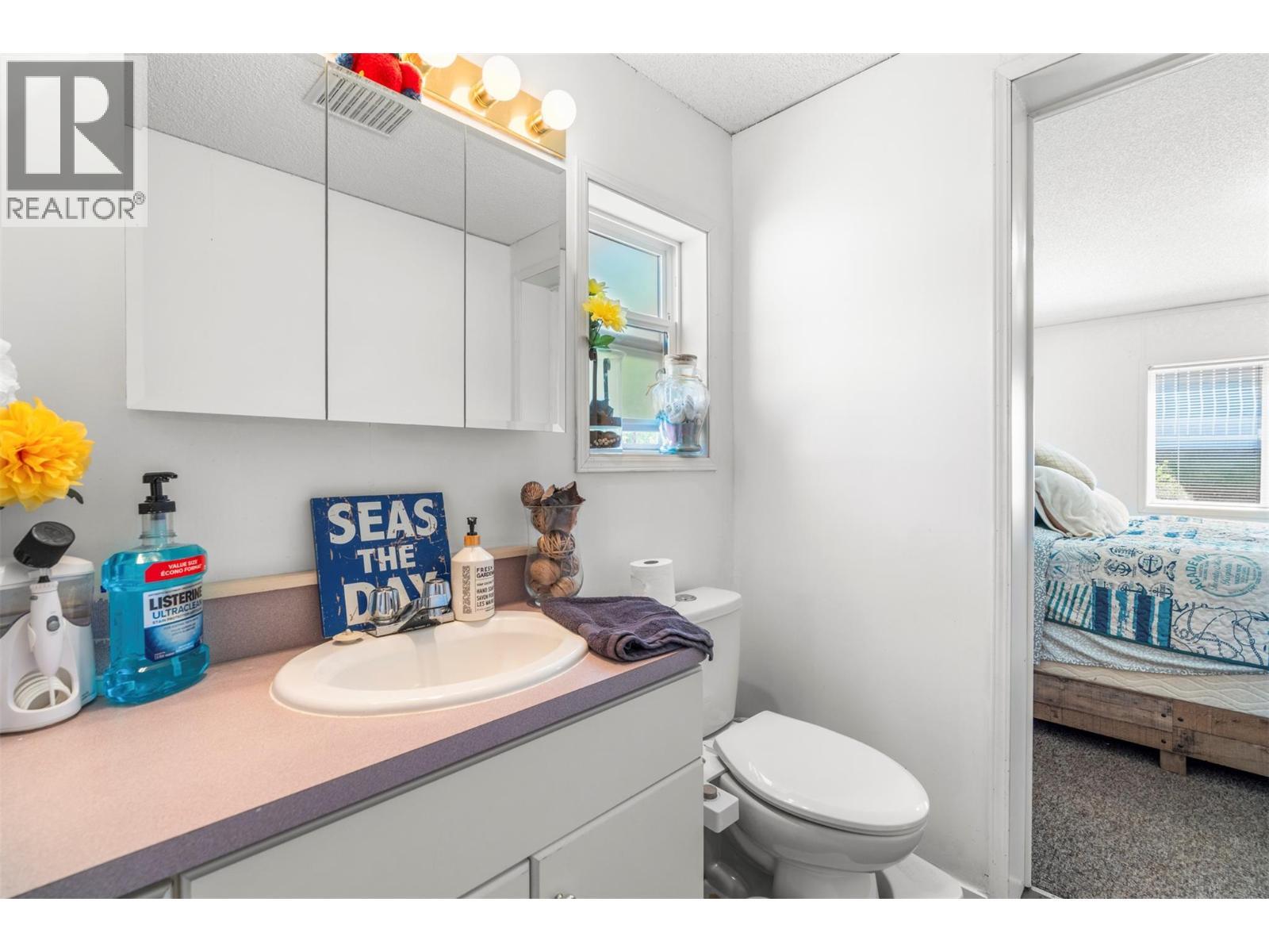 15401 Kalamalka Lake Road Unit# 210, Coldstream, BC