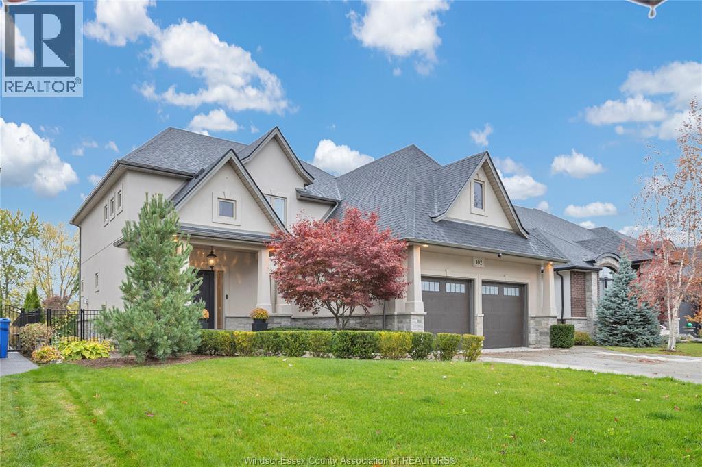 102 Hayes Avenue, Tecumseh, ON - Outdoor With Facade