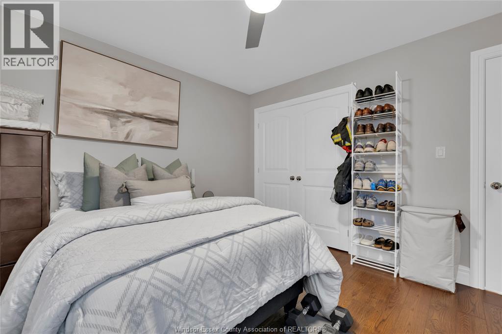 102 Hayes Avenue, Tecumseh, ON - Indoor Photo Showing Bedroom