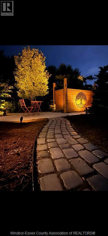 102 Hayes Avenue, Tecumseh, ON - Outdoor