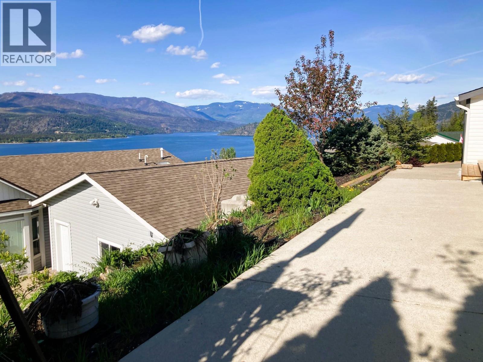 perfect place to add a few flowers - 1510 Trans Canada Highway Unit# 63, Sorrento, BC