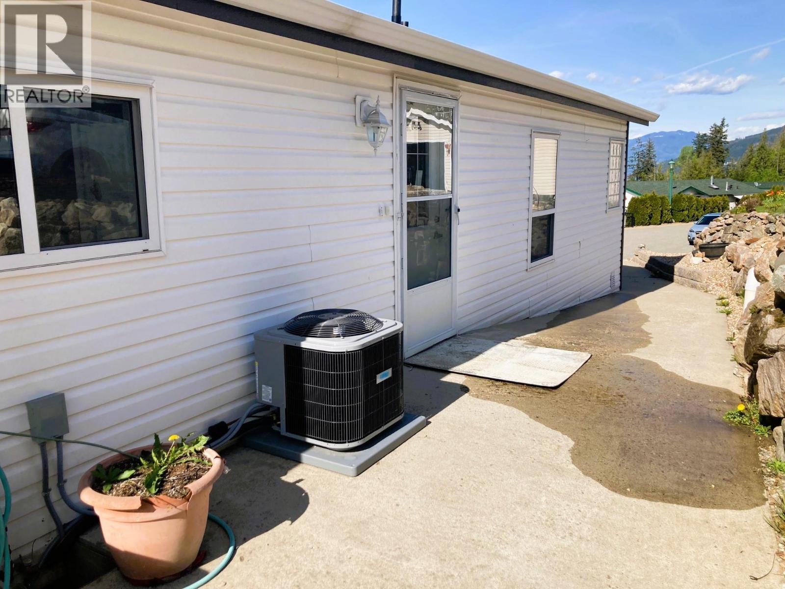 1510 Trans Canada Highway Unit# 63, Sorrento, BC