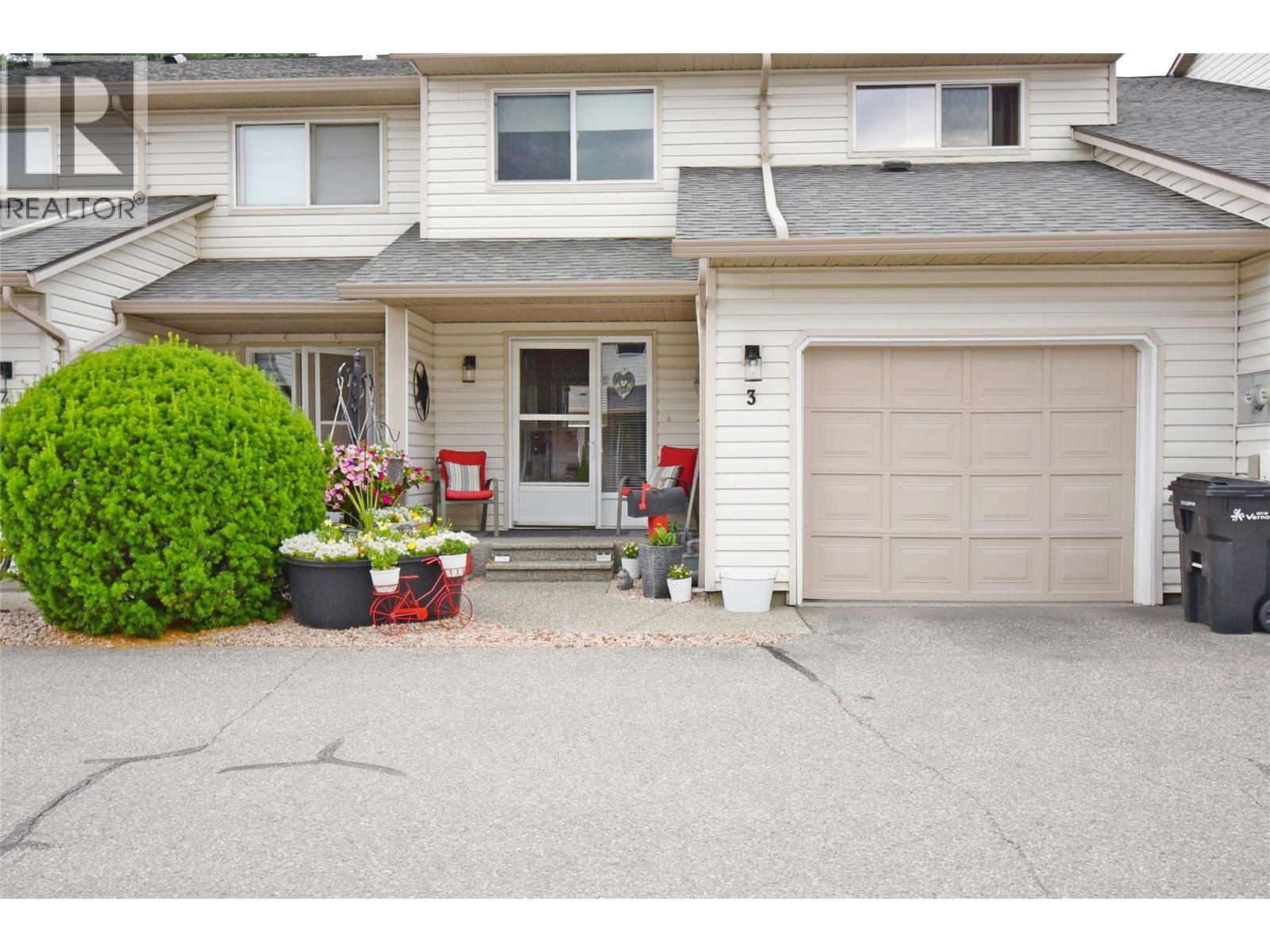 4404 20 Street Unit# 3, Vernon, BC - Outdoor With Exterior