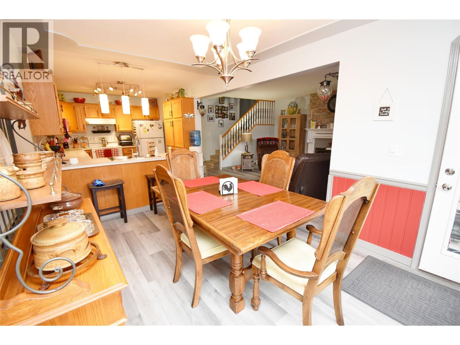 4404 20 Street Unit# 3, Vernon, BC - Indoor Photo Showing Dining Room