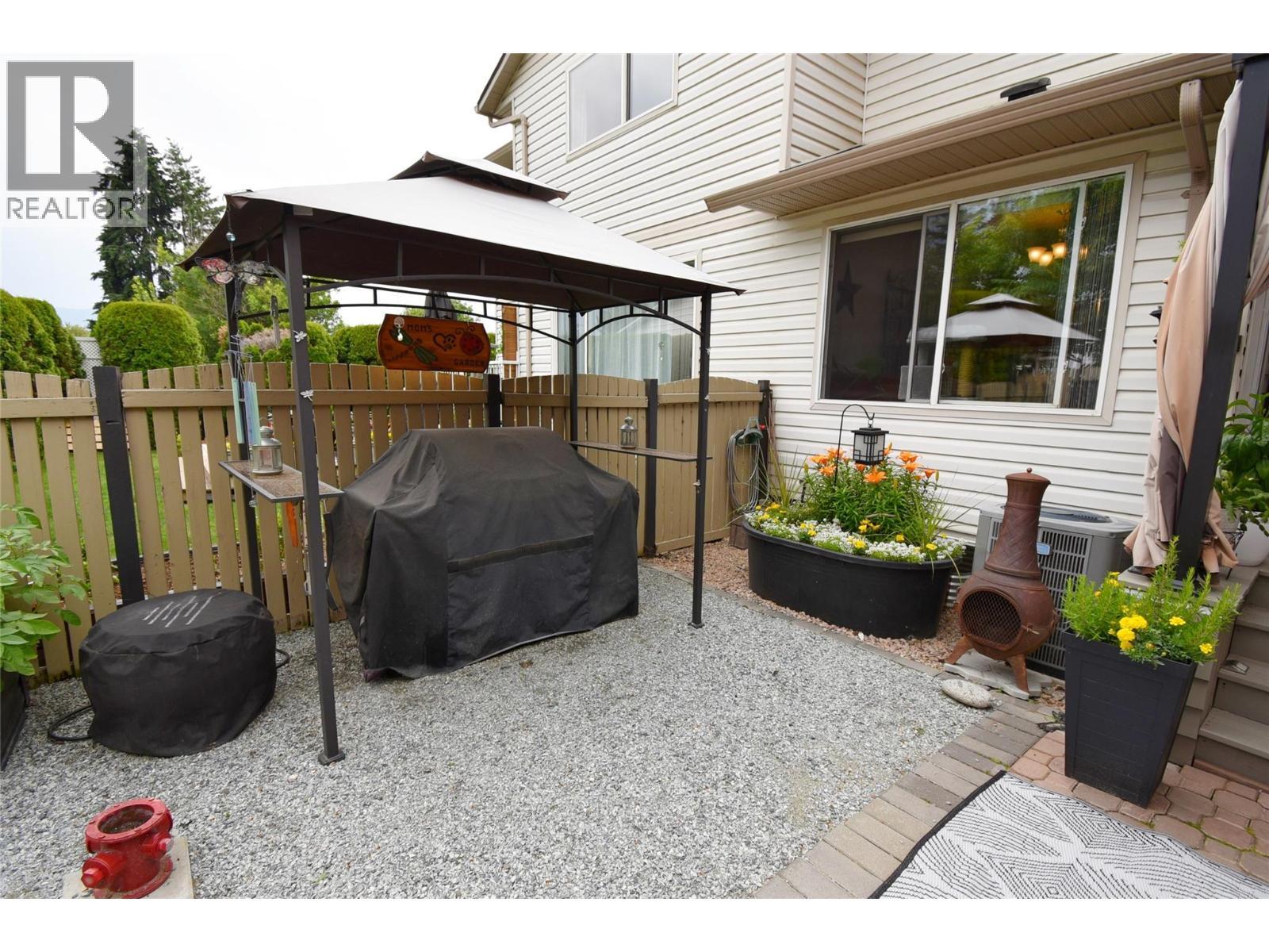 4404 20 Street Unit# 3, Vernon, BC - Outdoor With Deck Patio Veranda With Exterior