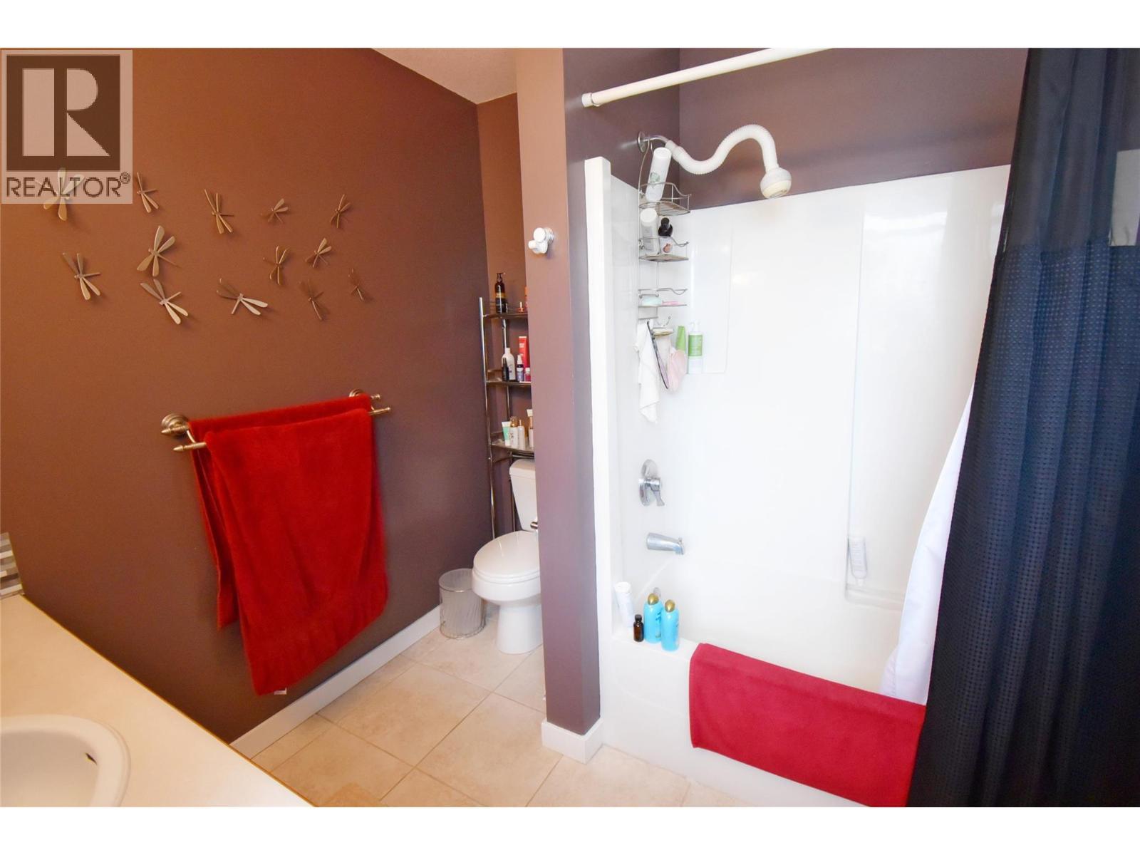 4404 20 Street Unit# 3, Vernon, BC - Indoor Photo Showing Bathroom